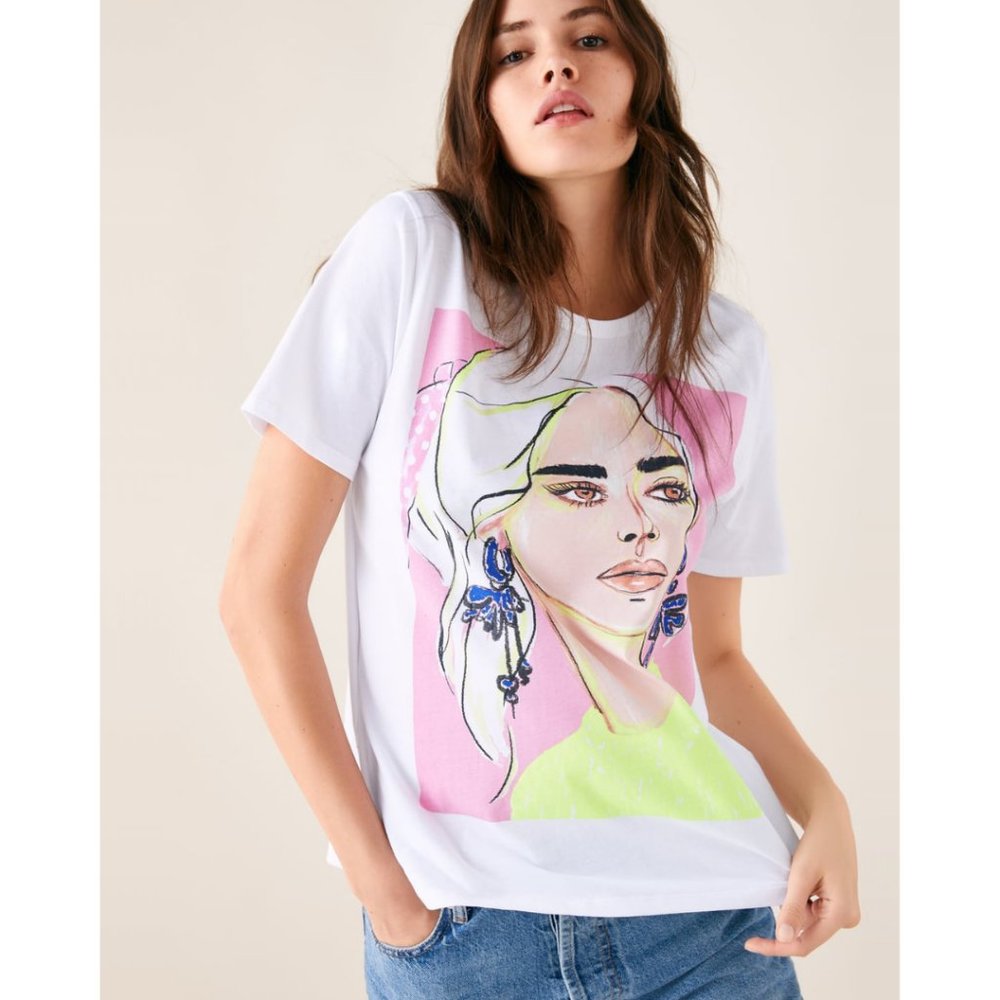ZARA White T-Shirt With Front Print